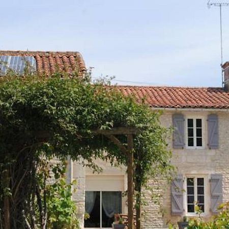 La Poussardiere Saint-Martin-sous-Mouzeuil Luaran gambar
